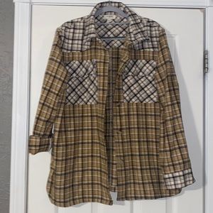 Um gee flannel. Size Large. Mustard. Worn once. Perfect condition.